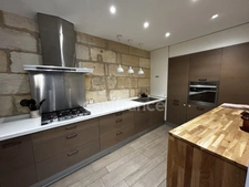 Bordeaux rue Bouffard À VENDRE – Duplex  T3 avec Terrasse – Cœur Historique de Bordeaux