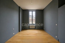 Appartement à vendre 3/ 4 avec balcon immeuble pierre Jardin public  BORDEAUX (33)