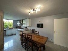 A vendre Maison MERIGNAC  220m2 Hab   7 pièces garage  Pkg Piscine jardin sans vis à vis   (33)