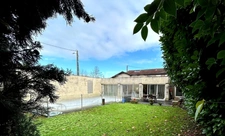 A vendre Maison MERIGNAC  220m2 Hab   7 pièces garage  Pkg Piscine jardin sans vis à vis   (33)