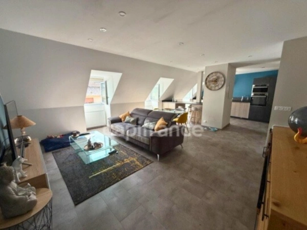 Superbe appartement T3 plein centre ville, résidence avec ascenseur