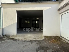 Atelier avec bureau et possibilité appartement