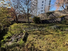 Terrain bucolique en cœur de ville 