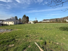 Terrain de 2 457 m², idéal projet professionnel