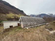 Propriété agricole sur 2,4 hectares de terrain