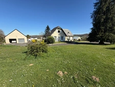 Grande maison avec dépendance sur 3460 m² de terrain