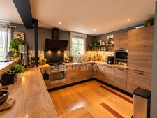 Superbe Loft de 180m²/hab avec studio et garage