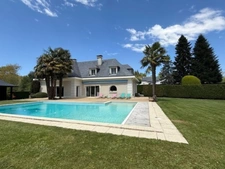 VILLA D’ARCHITECTE AVEC VUE, PISCINE & APPARTEMENT INDÉPENDANT