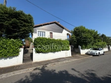 Grande maison avec 2 appartements 