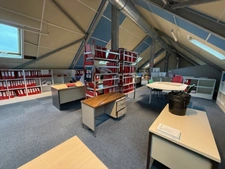 Bâtiment à usage de bureaux de 250 m² avec sous sol et parking