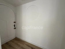 Appartement refait à neuf avec parking et ascenseur