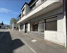 Local/bureau à usage commercial ou professionnel