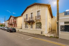 Maison avec 2 appartements plein centre ville de LOURDES