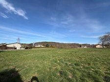 Terrain constructible de 5609 m²