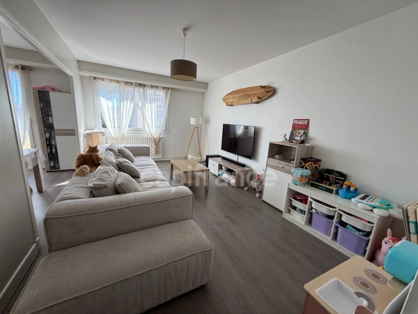 Appartement T4 dans résidence avec ascenseur