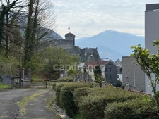 Villa plain pied avec garage et sous-sol