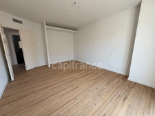 Appartement Bourgeois T4 dans résidence avec ascenseur