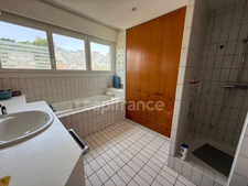 Appartement avec parkings et vue imprenable