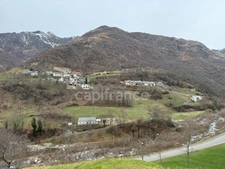Propriété agricole sur 2,4 hectares de terrain