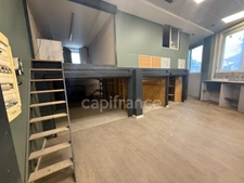 Atelier avec bureau et possibilité appartement