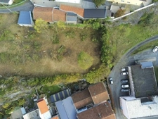 Grand terrain en position dominante 