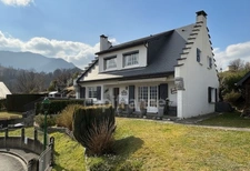 SUPERBE VILLA EN POSITION DOMINANTE