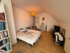 Villa contemporaine proche centre ville