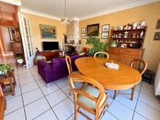 Grande maison avec 2 appartements