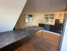 Atelier avec bureau et possibilité appartement