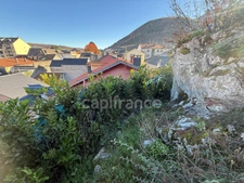 Terrain bucolique en coeur de ville
