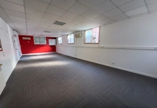 Locaux professionnels avec potentiel habitation PMR