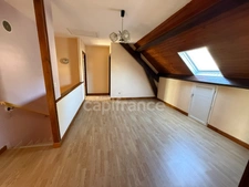 GRANDE MAISON AVEC VUE EXCEPTIONNELLE SUR LES PYRÉNÉES