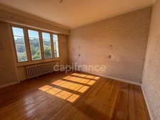 Grande maison avec 2 appartements 