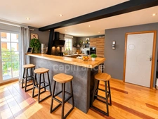 Superbe Loft de 180m²/hab avec studio et garage