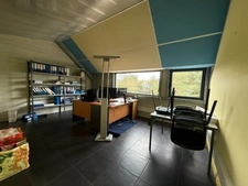Bâtiment à usage de bureaux de 250 m² avec sous sol et parking