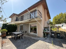 Appartement de 95 m² avec grande terrasse et garage