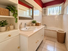 Grande maison avec 2 appartements