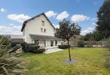 Maison familiale avec vue montagne