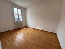 Appartement T4 quartier église paroissiale