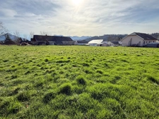 Terrain de 2 457 m², idéal projet professionnel