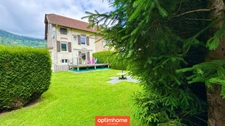 Maison mitoyenne de 3 chambres, au calme en bout d'impasse, au coeur des Hautes Vosges.