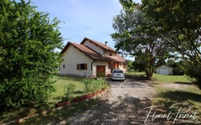 Maison à vendre 6 pièces PEYRIEU (01)