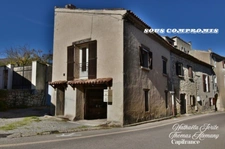 Dpt Alpes de Haute Provence (04), à vendre CHATEAUNEUF-VAL-SAINT-DONAT. MAISON + APPARTEMENT