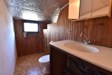 Dpt Alpes de Haute Provence (04), à vendre CHATEAUNEUF-VAL-SAINT-DONAT. MAISON + APPARTEMENT