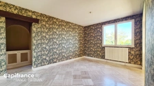 Maison à rénover sur 2 niveaux NIORT