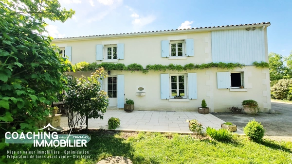 Maison à vendre  4 chambres MAGNE (79)