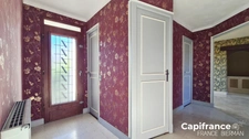 Maison à rénover sur 2 niveaux NIORT
