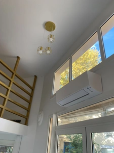 Local/bureau à vendre proche de Antibes, Provence-Alpes-Côte d'Azur, France (06)
