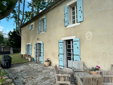  Maison de Maître de Prestige dans le Luberon 