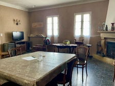 Dpt Vaucluse (84), for sale SAIGNON Historic Castle to Renovate